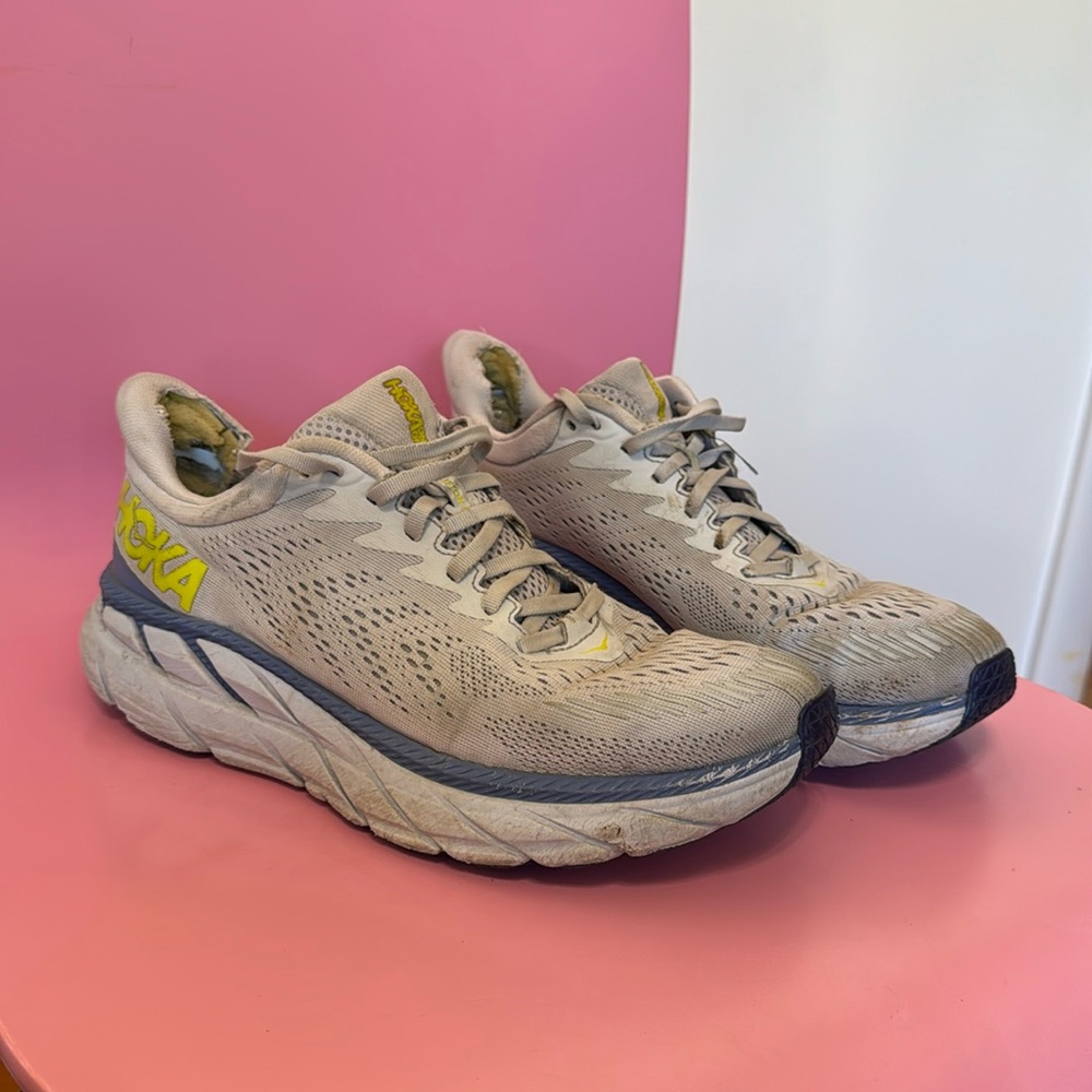 Hoka One One Clifton 7